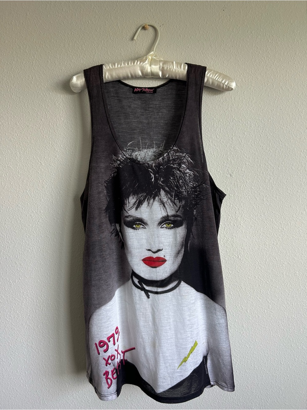 Y2K Vintage Betsey Johnson Rare Graphic Portrait Tank Top Black with Red Accents